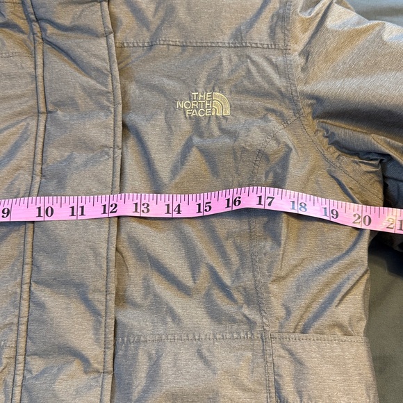 The North Face | EUC Khaki Colored Puffer Jacket with Hood - Picture 2 of 14